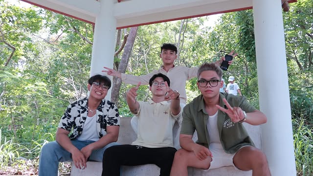 Ủng hộ gói đi chơi